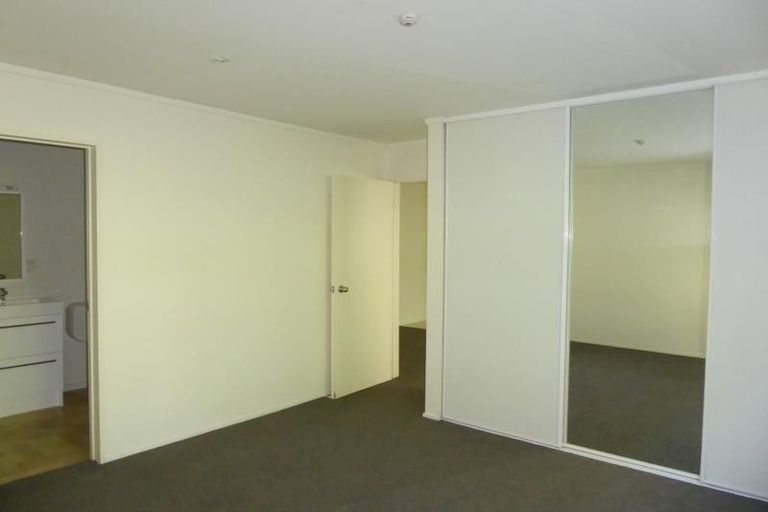 Photo of property in Grosvenor Cl, 6u7 Brown Street, Mount Cook, Wellington, 6021