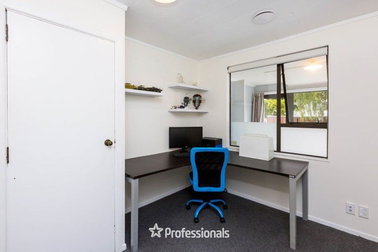 Photo of property in 6f2- Gemstone Drive, Birchville, Upper Hutt, 5018