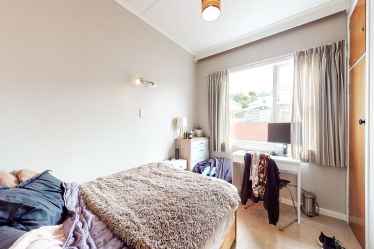 Photo of property in 76 Rintoul Street, Newtown, Wellington, 6021