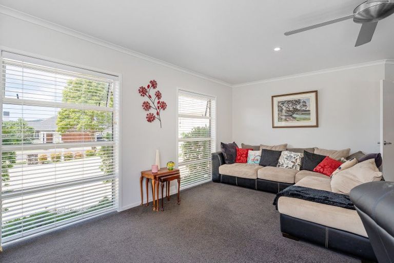 Photo of property in 16 Leeward Drive, Whitianga, 3510