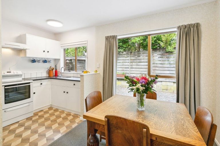 Photo of property in 79a Churton Drive, Churton Park, Wellington, 6037