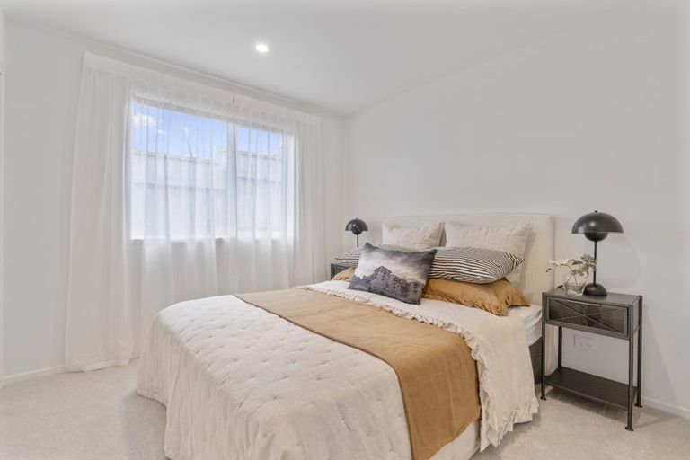 Photo of property in 9/2 Wilton Street, Westown, New Plymouth, 4310