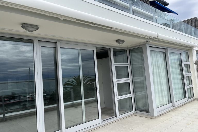 Photo of property in Latitude 41, 20/269 Wakefield Quay, Stepneyville, Nelson, 7010
