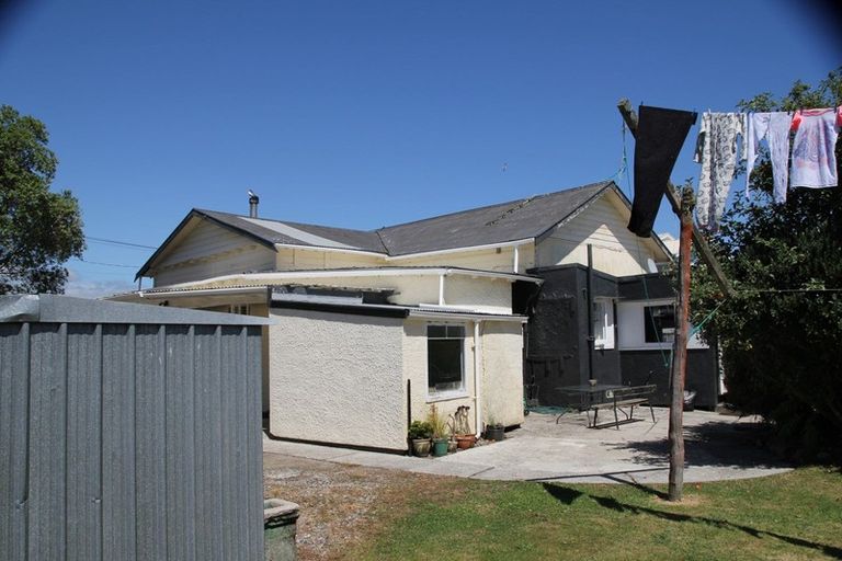 Photo of property in 31 Brougham Street, Westport, 7825