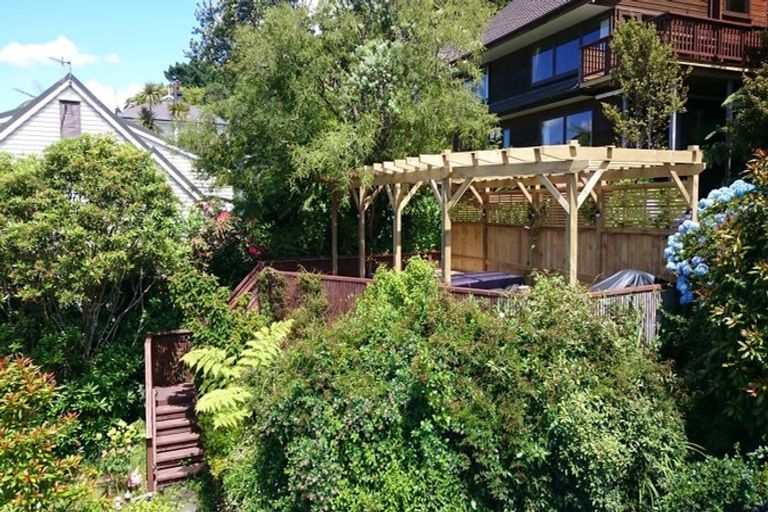 Photo of property in 35 Baroda Street, Khandallah, Wellington, 6035
