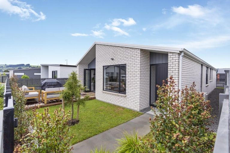 Photo of property in 5 Sierra Way, Ramarama, 2579