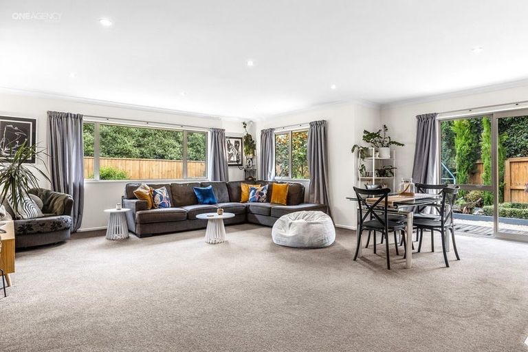 Photo of property in 19 Franklin Drive, Rangiora, 7400