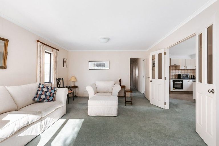 Photo of property in 18 Oteki Park Drive, Welcome Bay, Tauranga, 3112