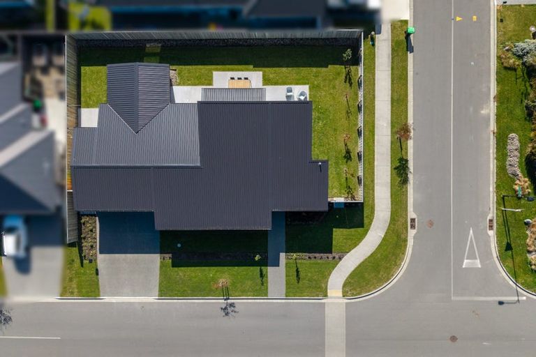 Photo of property in 49 Watkins Drive, Rangiora, 7400