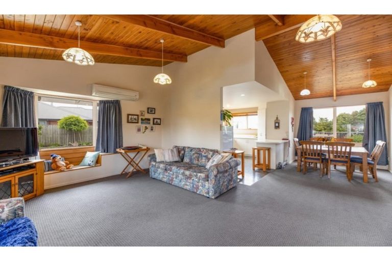 Photo of property in 14 Ashby Grove, Kaiapoi, 7630