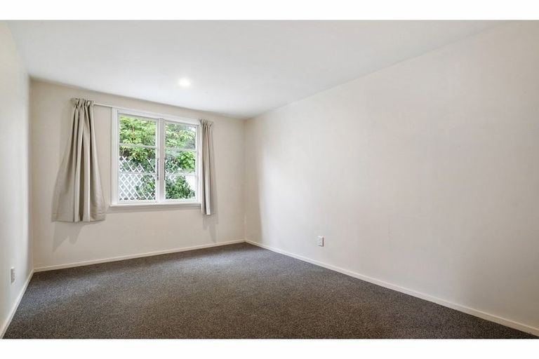 Photo of property in 8 Kahu Road, Riccarton, Christchurch, 8041