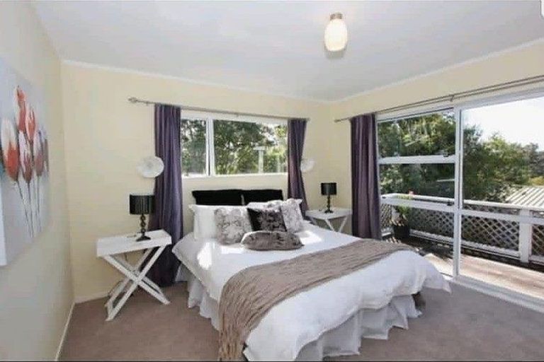Photo of property in 89 Woodglen Road, Glen Eden, Auckland, 0602
