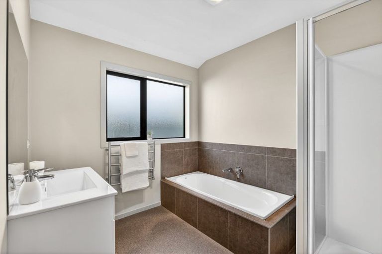 Photo of property in 22a Nuffield Avenue, Marewa, Napier, 4110