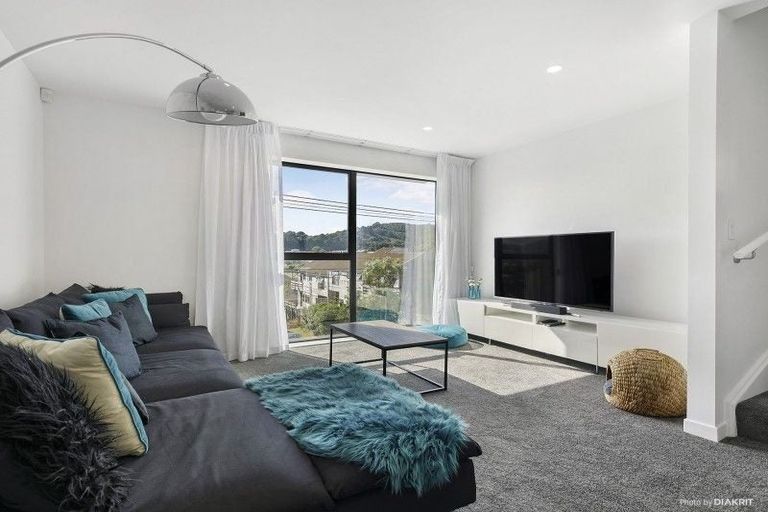 Photo of property in 12u2 Stanley Street, Berhampore, Wellington, 6023