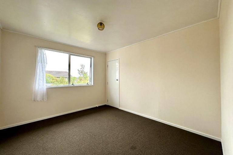 Photo of property in 1/14 Dalmatia Place, Henderson, Auckland, 0612