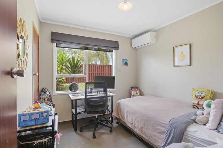 Photo of property in 61 Forest Hill Road, Henderson, Auckland, 0612
