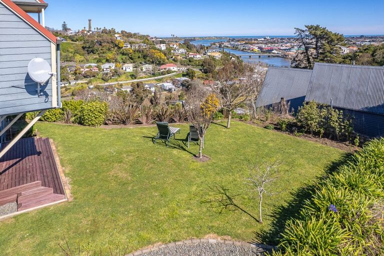 Photo of property in 22 Shakespeare Road, Bastia Hill, Whanganui, 4500