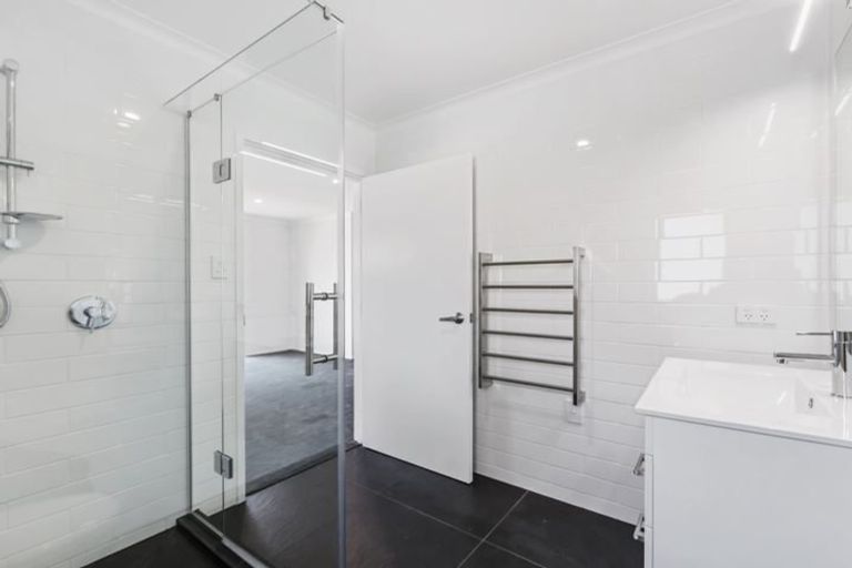 Photo of property in 5 Puhinui Avenue, Warkworth, 0981