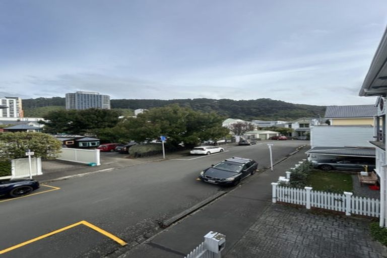 Photo of property in 10u1 Hobson Crescent, Thorndon, Wellington, 6011