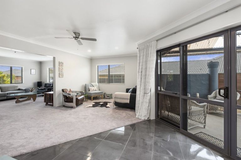 Photo of property in 35 Elmbridge Place, Owhata, Rotorua, 3010