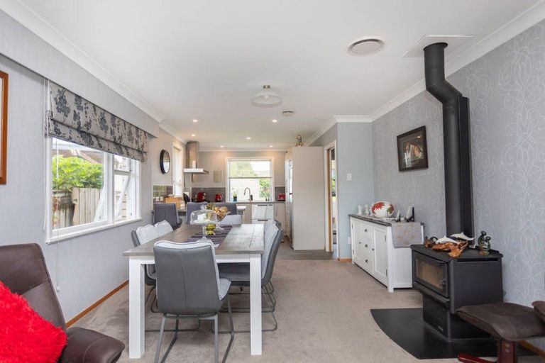 Photo of property in 129 Guy Street, Dannevirke, 4930