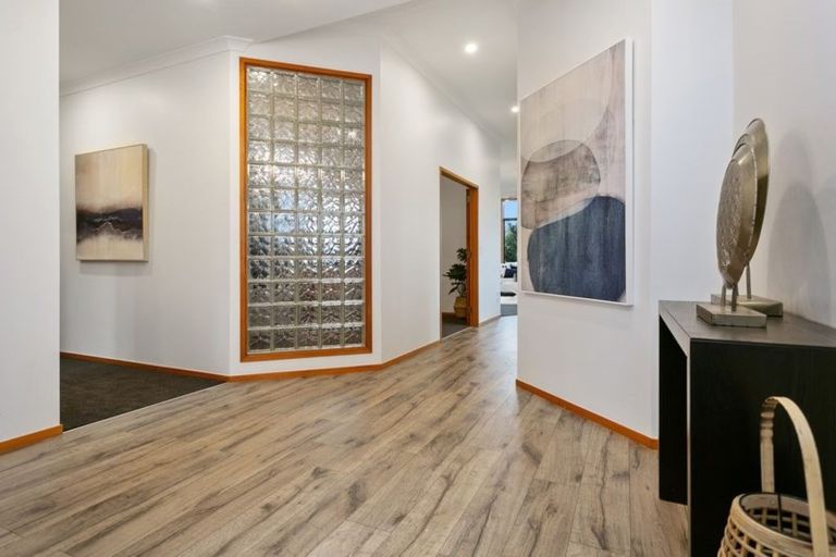 Photo of property in 331 Athlone Drive, Cambridge, 3434