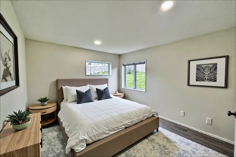 Photo of property in 28 Mantra Road, Massey, Auckland, 0614