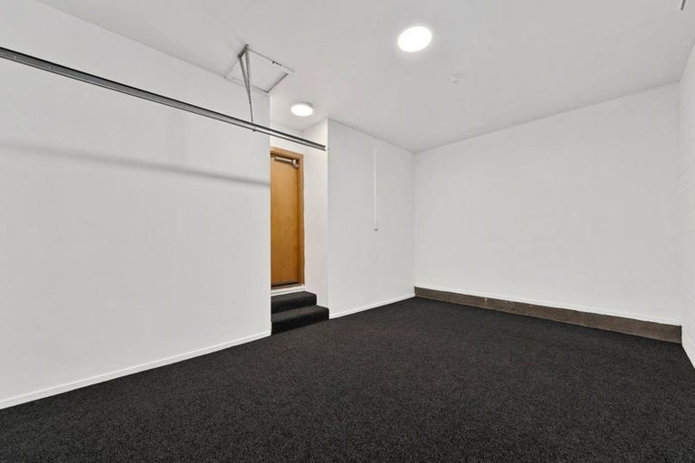 Photo of property in 1/6 Arran Crescent, Woolston, Christchurch, 8062