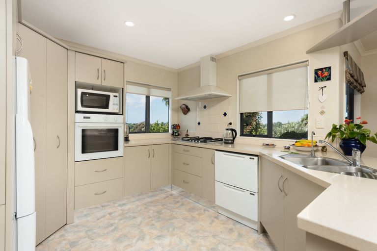 Photo of property in 39 Hallmark Rise, Bethlehem, Tauranga, 3110