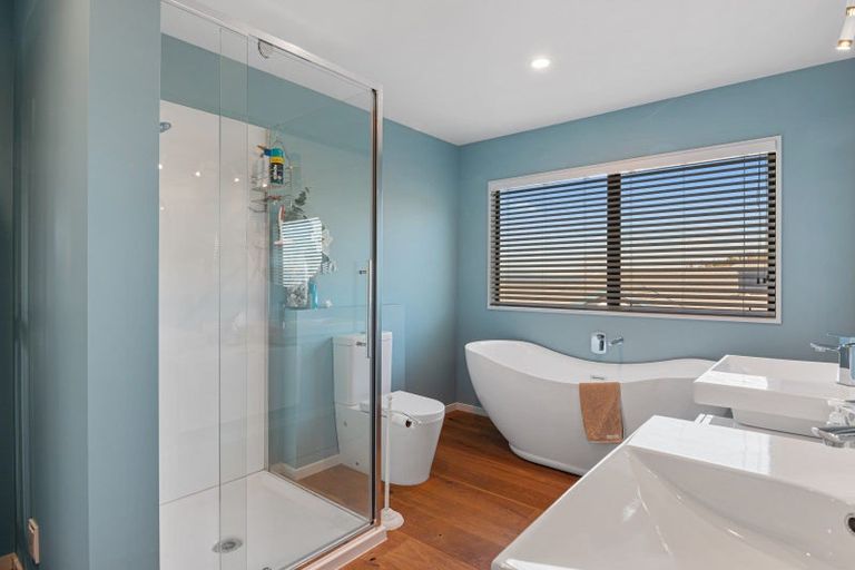 Photo of property in 17 Cederman Drive, Kaiteriteri, Motueka, 7197