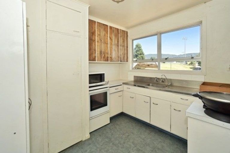 Photo of property in 3a Gray Avenue, Te Puke, 3119