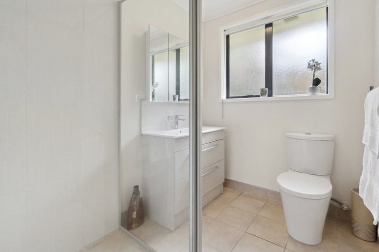 Photo of property in 17 Rathmar Drive, Manurewa, Auckland, 2105
