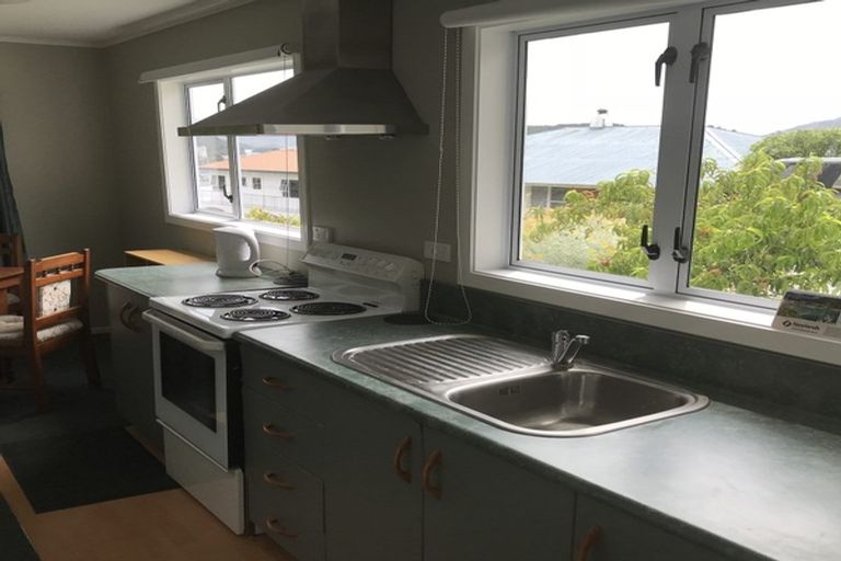 Photo of property in 10 Dorset Street, Picton, 7220