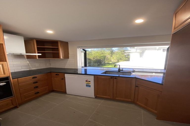 Photo of property in 106 Canongate Street, Birkdale, Auckland, 0626