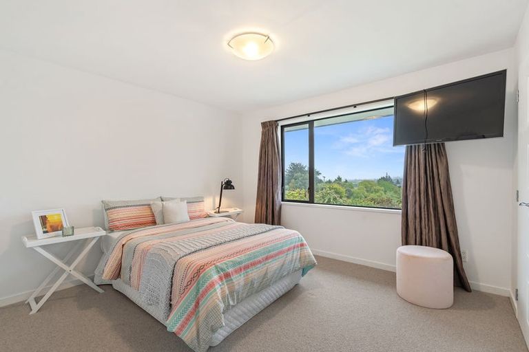 Photo of property in 214 Gladstone Road North, Mosgiel, 9024