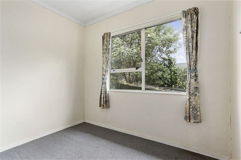 Photo of property in 25 Tawa Road, Te Atatu Peninsula, Auckland, 0610