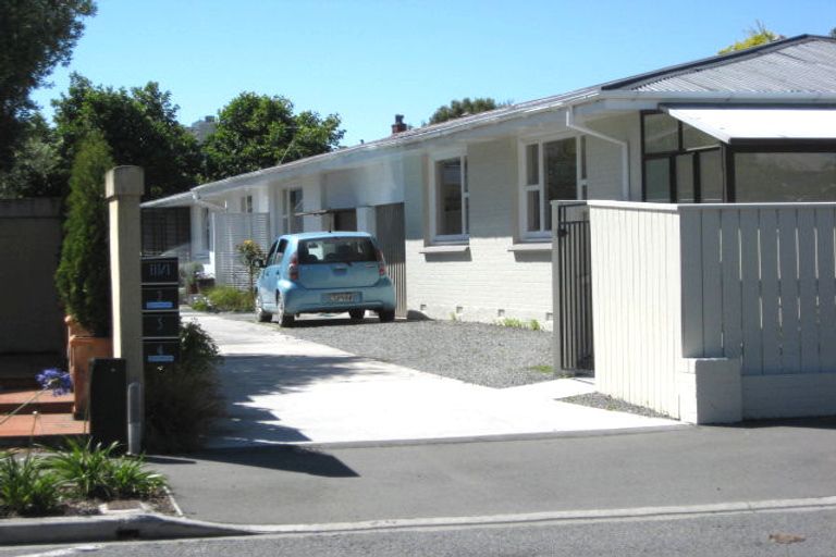 Photo of property in 2/111 Aikmans Road, Merivale, Christchurch, 8014