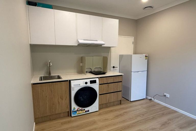 Photo of property in 2d Hughs Way, Flat Bush, Auckland, 2019