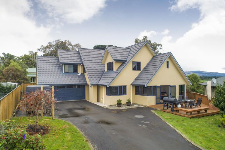 Photo of property in 6 Worsfold Lane, Terrace End, Palmerston North, 4410