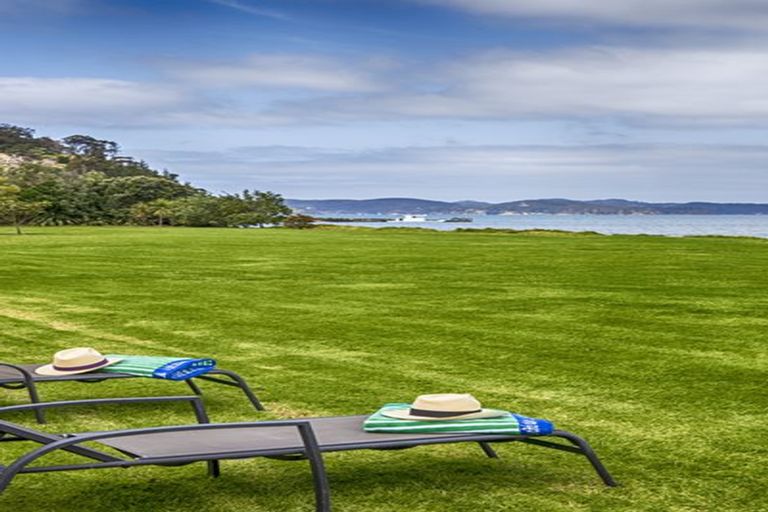 Photo of property in 840 Takatu Road, Tawharanui Peninsula, Warkworth, 0986