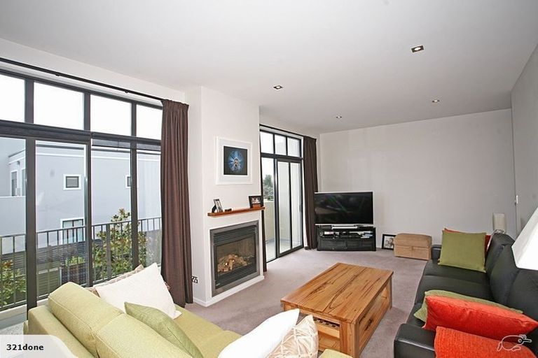 Photo of property in 16 Country Club Terrace, Northwood, Christchurch, 8051