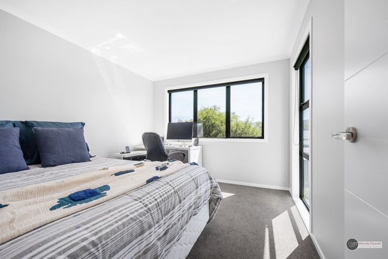 Photo of property in 24a Birdwood Road, Waterloo, Lower Hutt, 5011