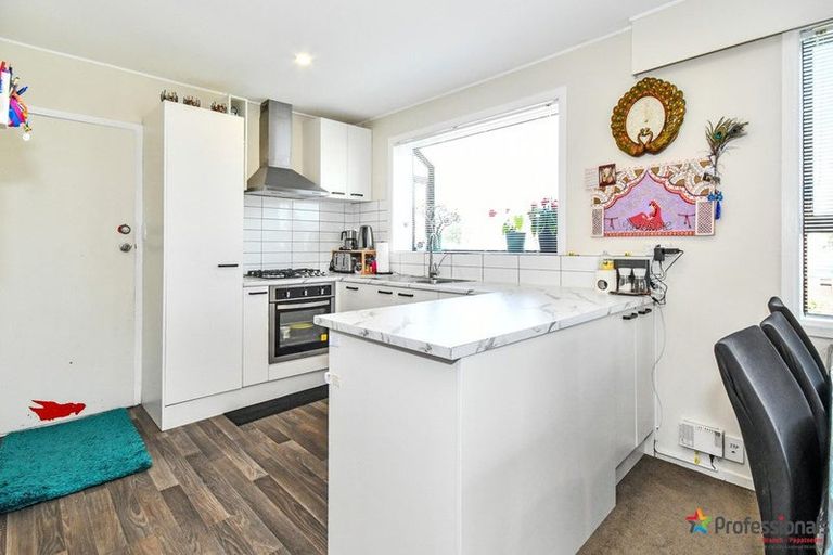 Photo of property in 3 Hill Road, Papatoetoe, Auckland, 2025