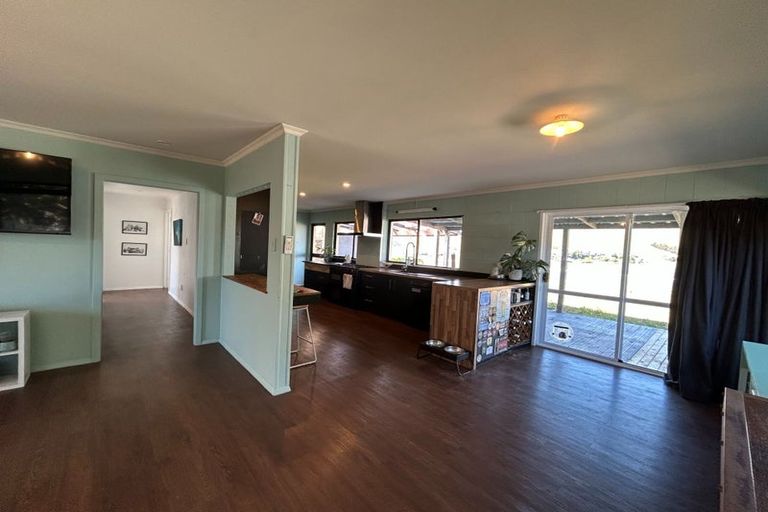 Photo of property in 14 Lake Terrace Road, Little River, 7591