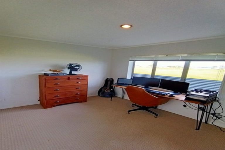 Photo of property in 42b Simpson Road, Papamoa Beach, Papamoa, 3118