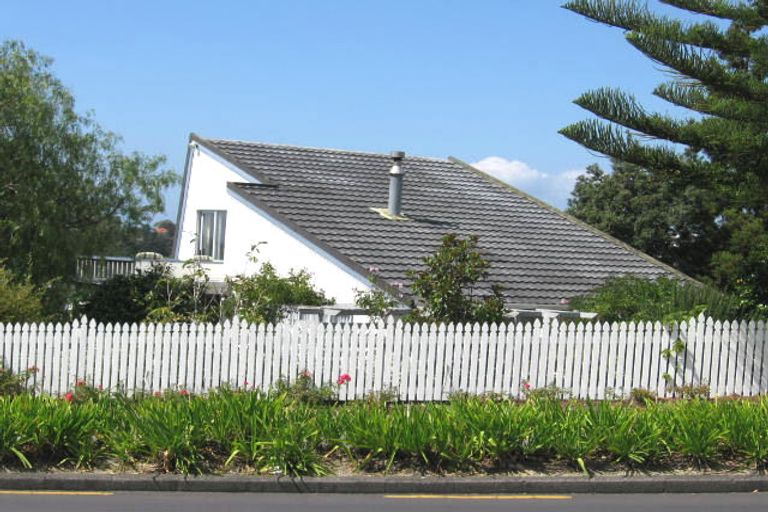 Photo of property in 152 Glamorgan Drive, Torbay, Auckland, 0630