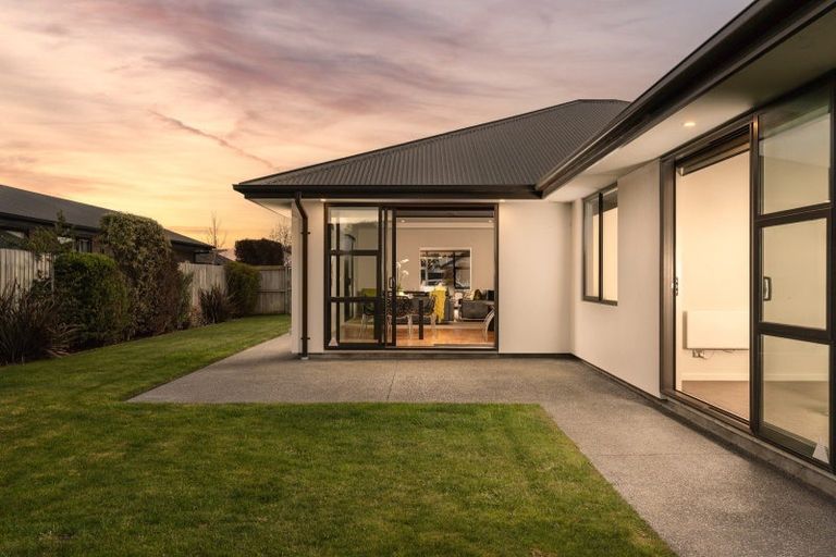 Photo of property in 5 Urihia Street, Marshland, Christchurch, 8083