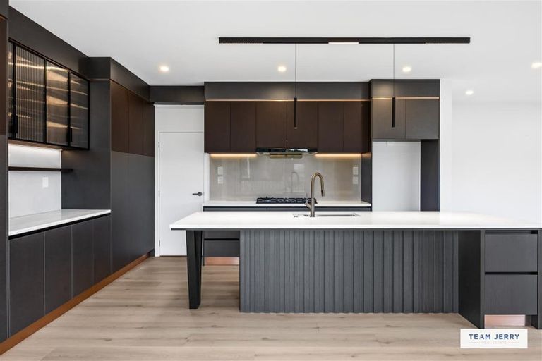 Photo of property in 339a Bucklands Beach Road, Bucklands Beach, Auckland, 2012