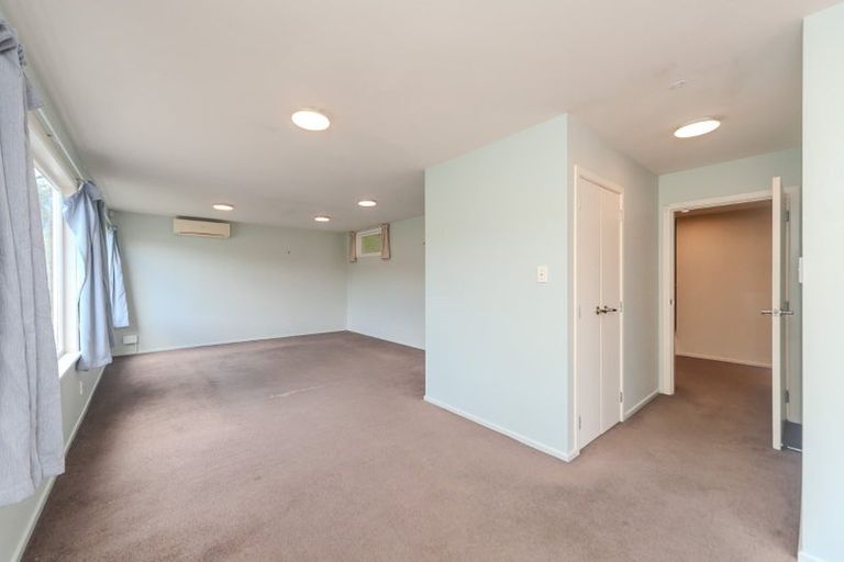 Photo of property in 64 Eden Street, Island Bay, Wellington, 6023