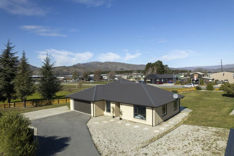 Photo of property in 35 Hosking Drive, Cromwell, 9310